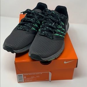 WMNS NIKE RUN SWIFT SE